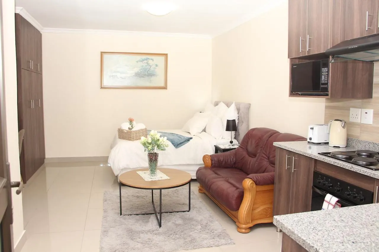 Goodwood Oasis Free Wifi-Parking 2 Hotel Cape Town Guest house