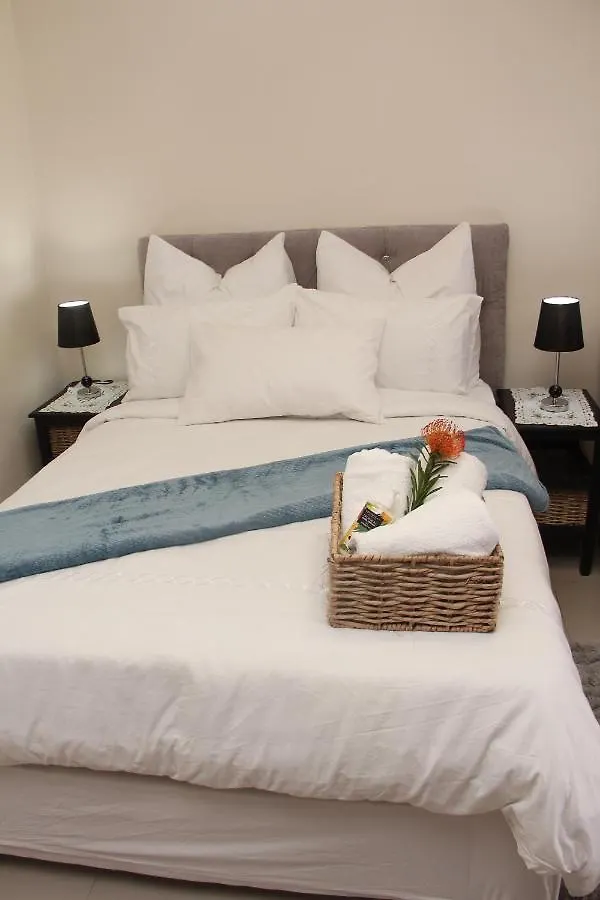 Goodwood Oasis Free Wifi-Parking 2 Hotel Cape Town Guest house