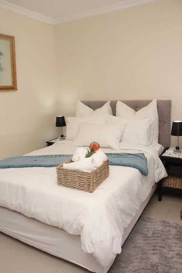Guest house Goodwood Oasis Free Wifi-Parking 2 Hotel Cape Town South Africa